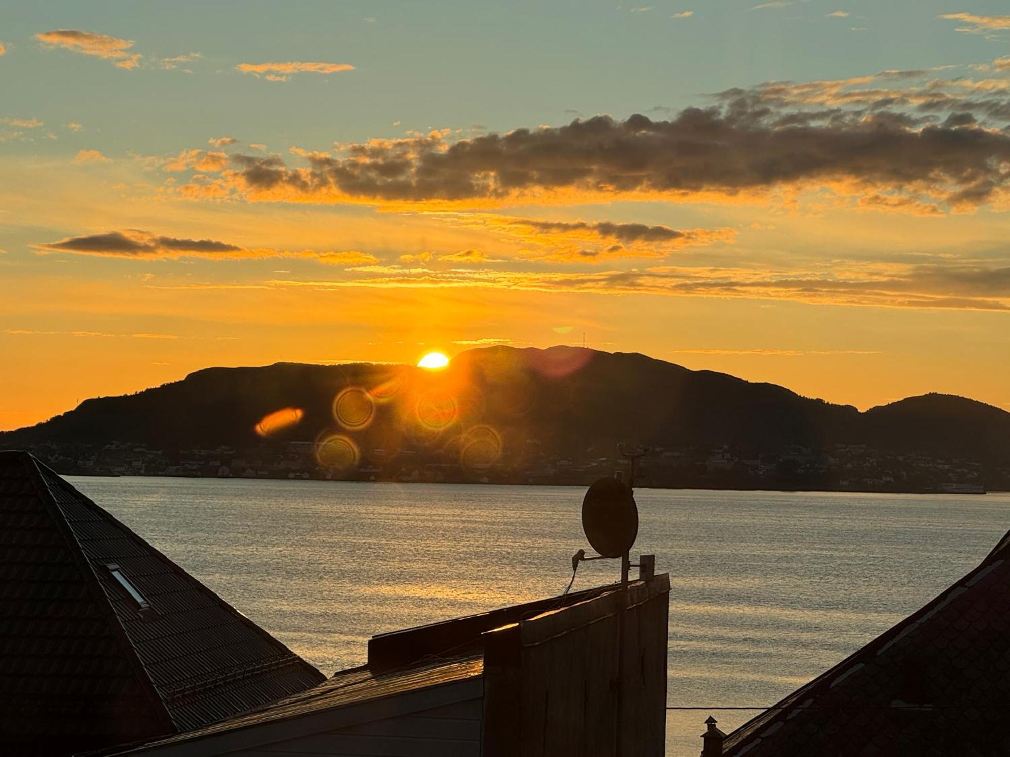 Alesund Sentrum Apartment Экстерьер фото